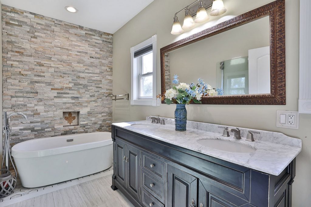 Soaking Tub