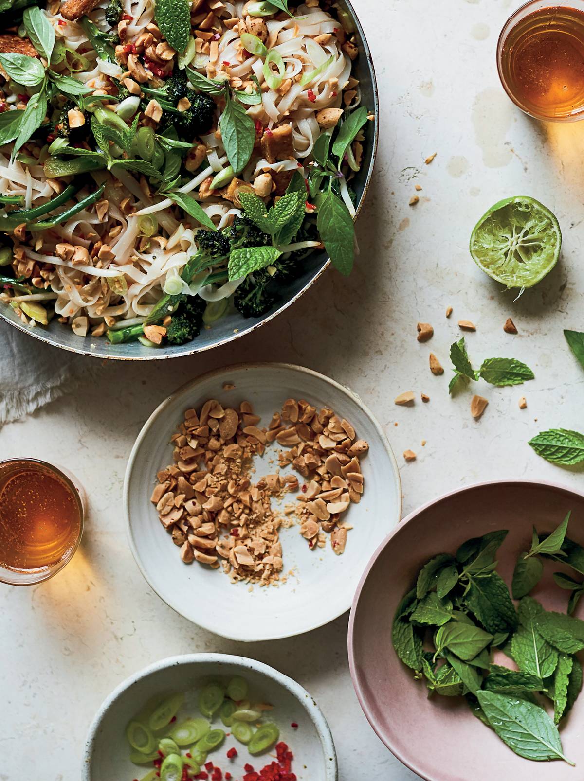 pad thai with tofu