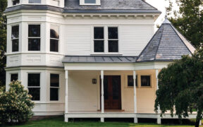 Victorian home in copake